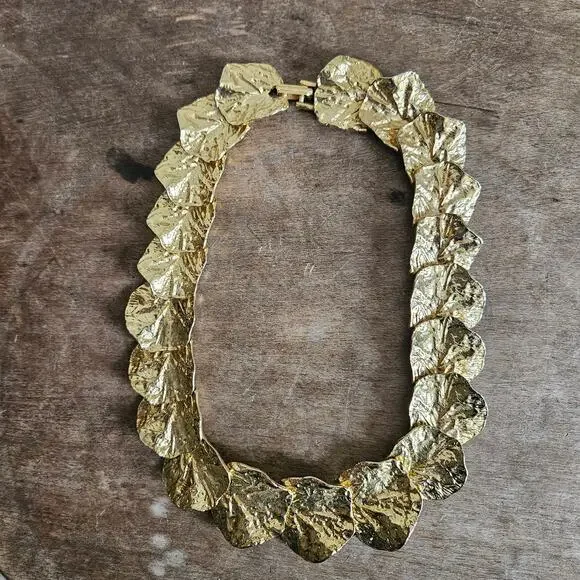 Stunning KJL Kennethc Jay Lane Gold Wreath Choker Necklace - Picture 2 of 6